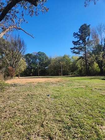 1 Acre of Residential Land for Sale in Clarksville, Texas