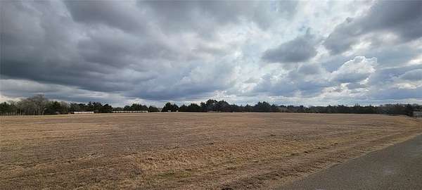 1.76 Acres of Residential Land for Sale in Waxahachie, Texas