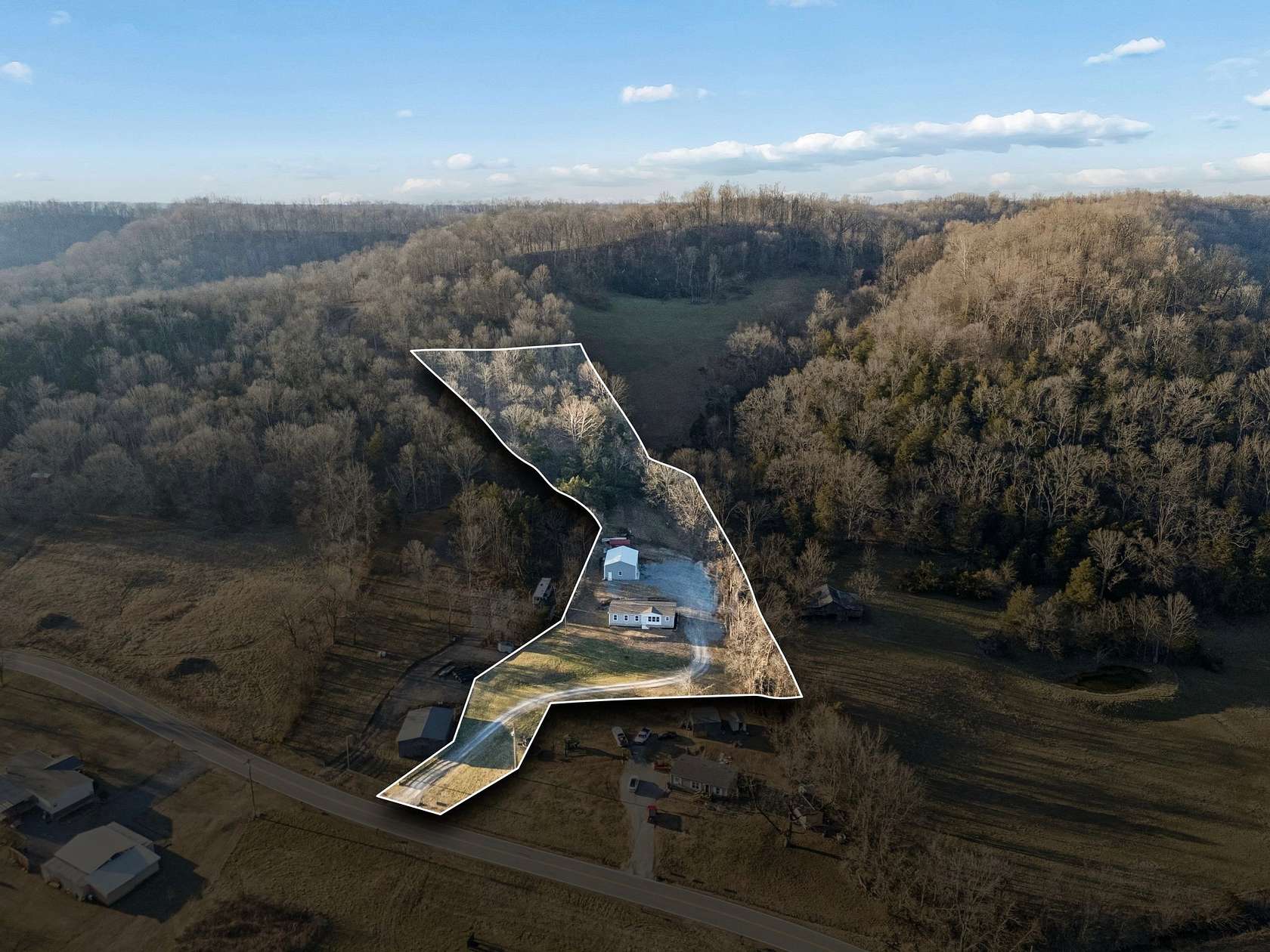 2 Acres of Land with Home for Sale in Hartsville, Tennessee