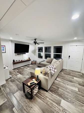 2 Acres of Residential Land with Home for Sale in Hartsville, Tennessee