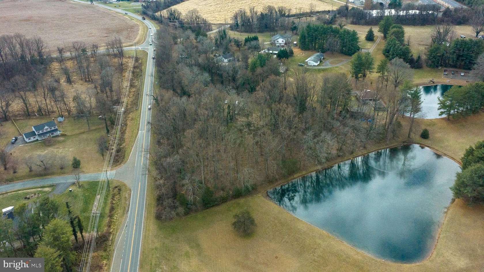 2.29 Acres of Land with Home for Sale in Warrenton, Virginia