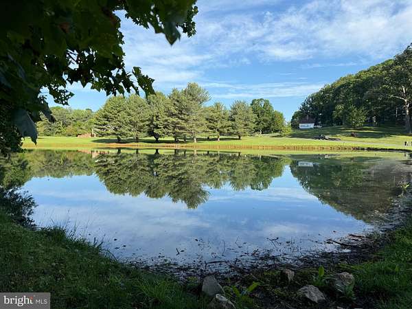 2.29 Acres of Land with Home for Sale in Warrenton, Virginia