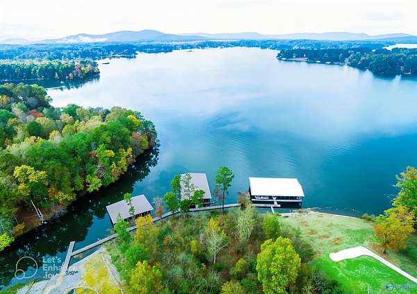 1 Acre of Residential Land for Sale in Scottsboro, Alabama