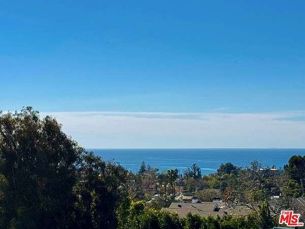 1.4 Acres of Residential Land for Sale in Pacific Palisades, California