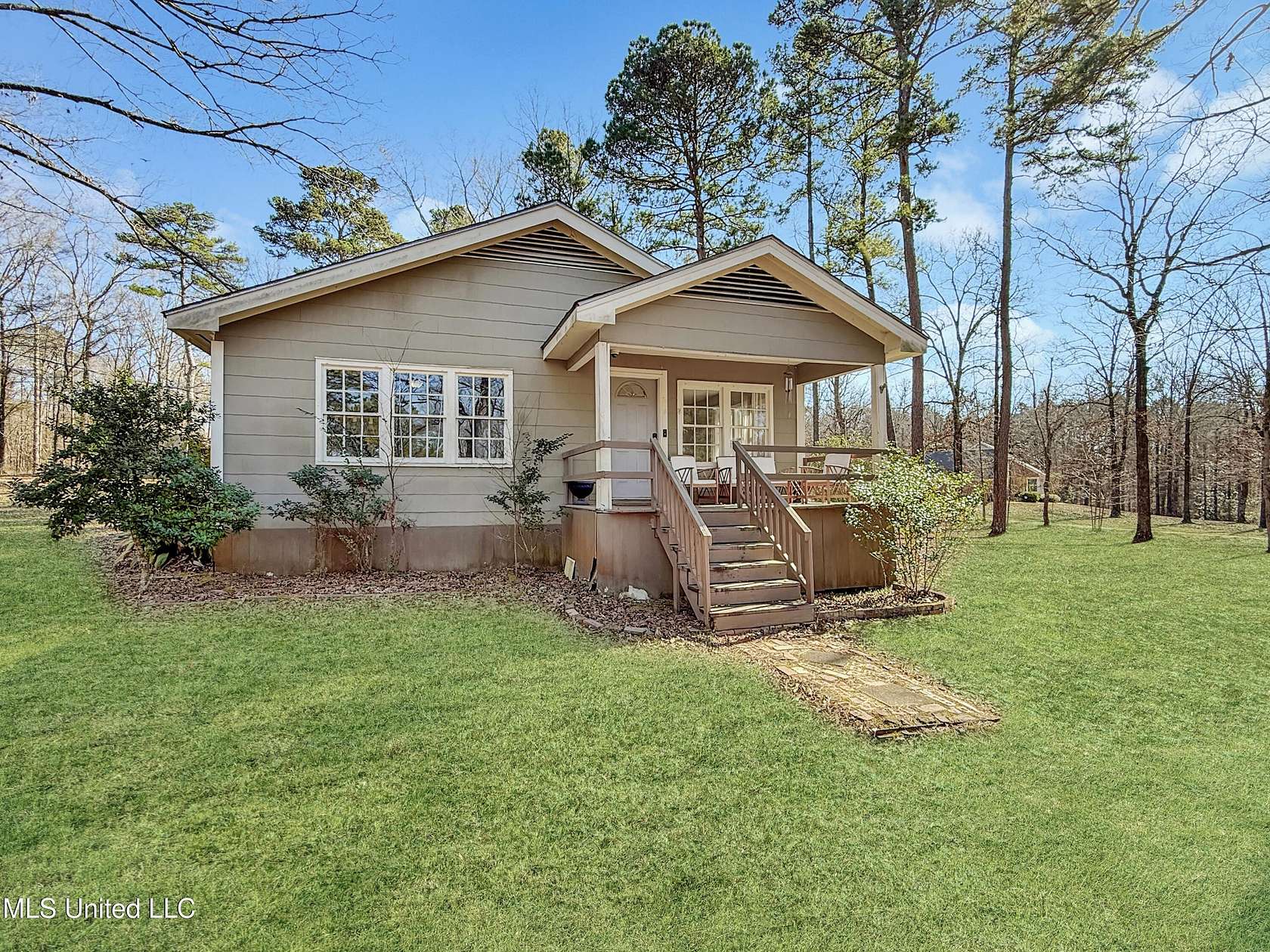 1.74 Acres of Residential Land with Home for Sale in Florence, Mississippi