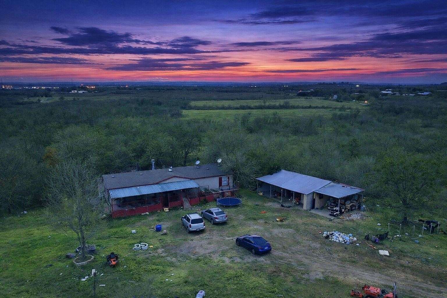 32 Acres of Land for Sale in Del Valle, Texas