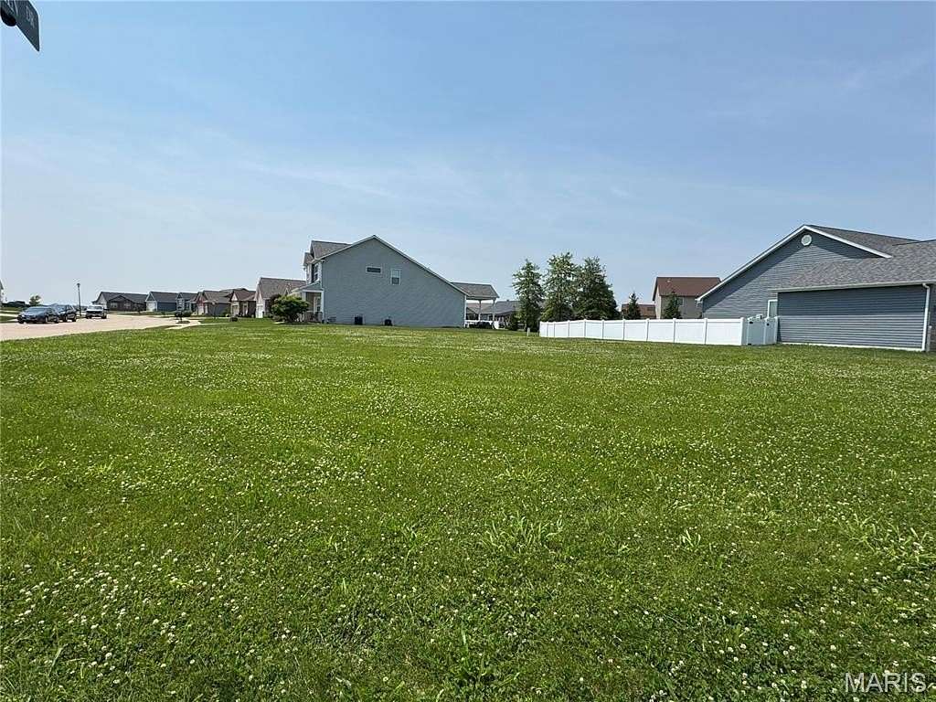 0.31 Acres of Residential Land for Sale in Troy, Illinois