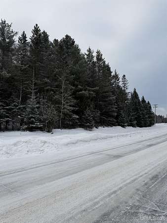 6 Acres of Residential Land for Sale in Manistique, Michigan