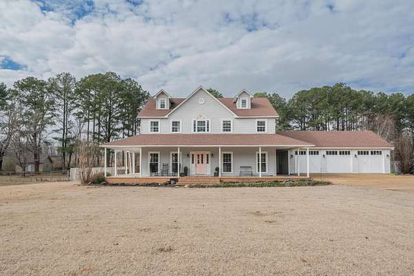 1.5 Acres of Residential Land with Home for Sale in Corinth, Mississippi