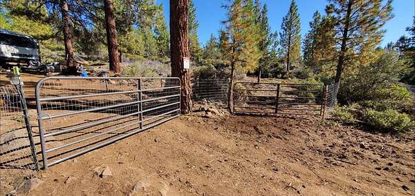 2.43 Acres of Residential Land for Sale in Bonanza, Oregon