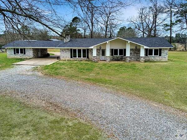 5 Acres of Land with Home for Sale in Fouke, Arkansas