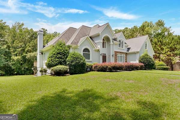 2 Acres of Land with Home for Sale in Fayetteville, Georgia