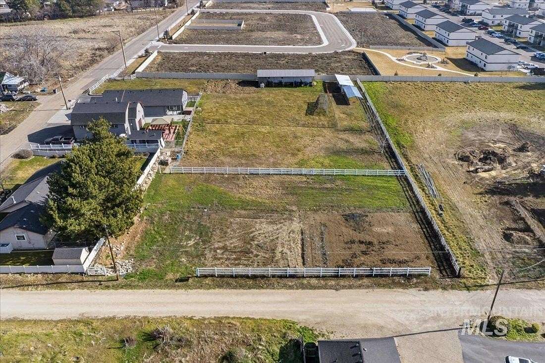 0.39 Acres of Land for Sale in Caldwell, Idaho