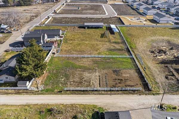 0.39 Acres of Land for Sale in Caldwell, Idaho