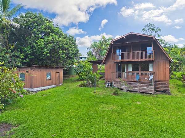 3 Acres of Residential Land with Home for Sale in Mountain View, Hawaii