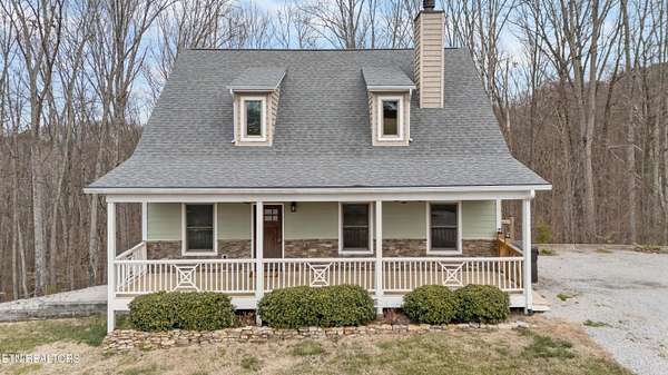 3 Acres of Residential Land with Home for Sale in Lenoir City, Tennessee