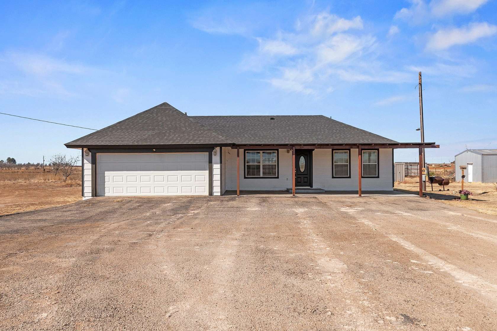 7.3 Acres of Land with Home for Sale in Levelland, Texas