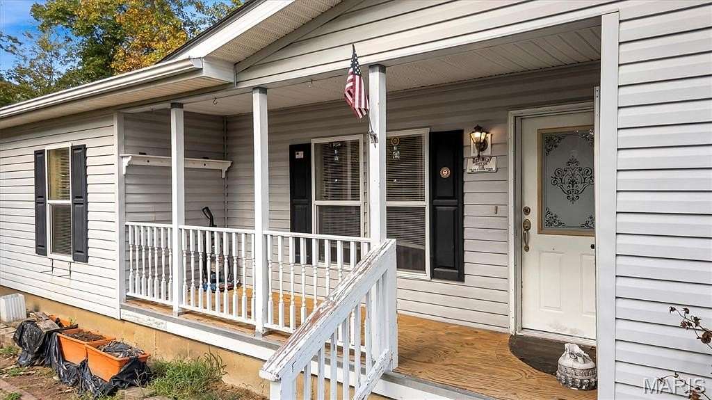 9.8 Acres of Residential Land with Home for Sale in Robertsville, Missouri