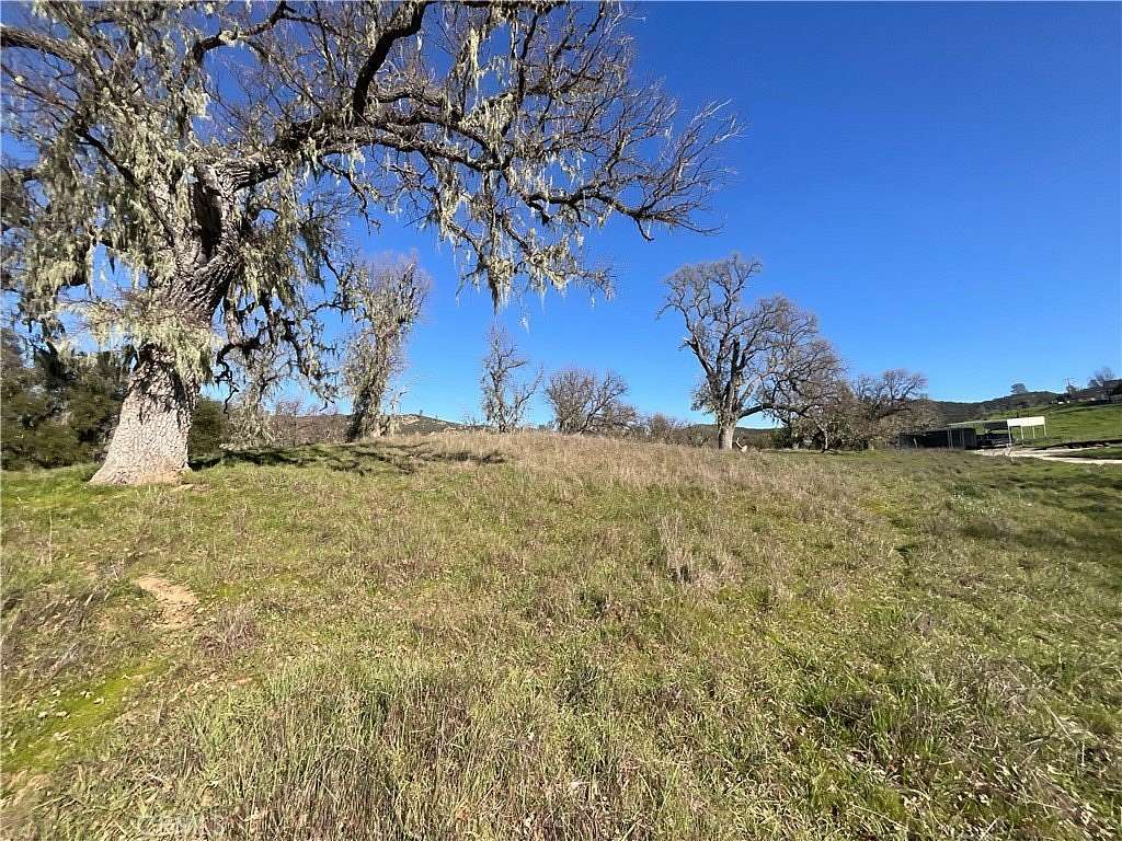 10 Acres of Land for Sale in Bradley, California