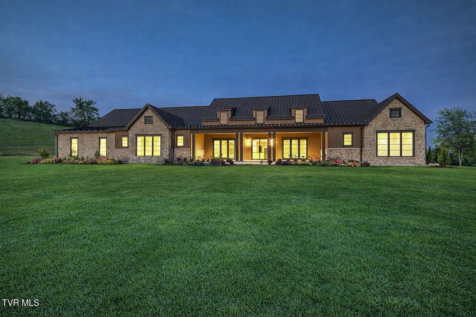 31 Acres of Land with Home for Sale in Abingdon, Virginia