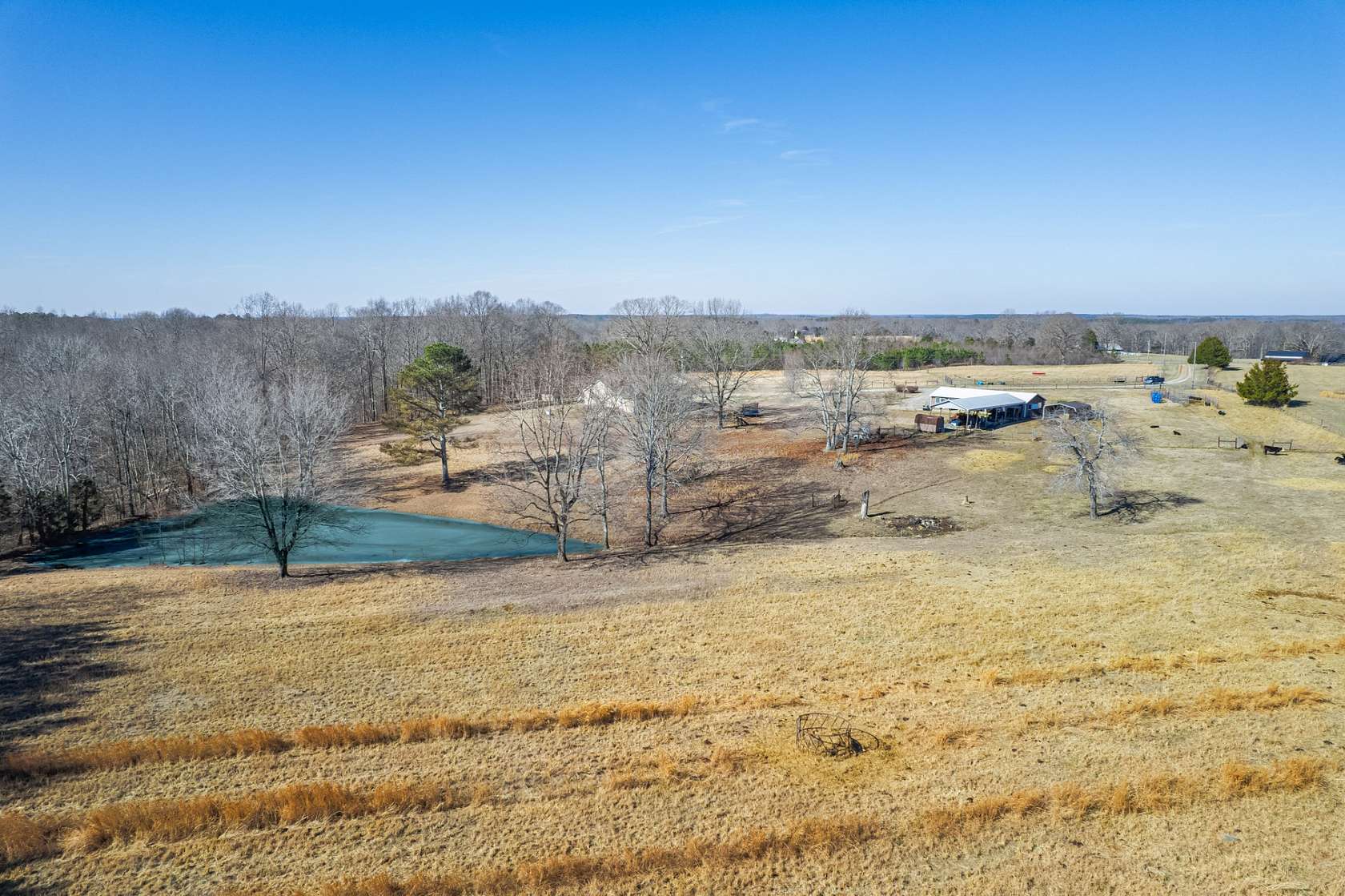 19.6 Acres of Land with Home for Sale in Goodspring, Tennessee