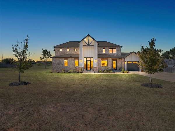 1.67 Acres of Residential Land with Home for Sale in Blanchard, Oklahoma