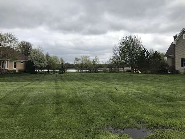 0.44 Acres of Residential Land for Sale in Lakewood, Illinois