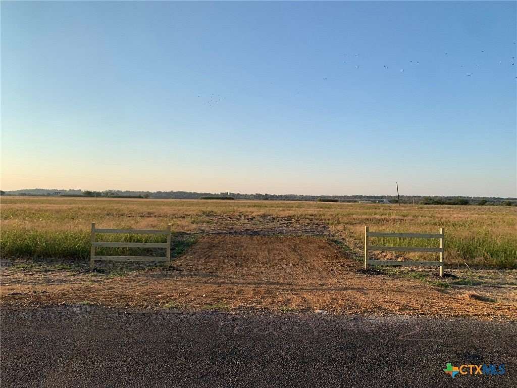 10.4 Acres of Land for Sale in Thorndale, Texas
