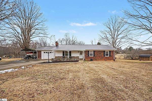 1.74 Acres of Residential Land with Home for Sale in Inman, South Carolina