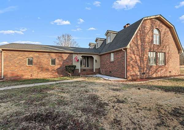 5 Acres of Residential Land with Home for Sale in Abbeville, South Carolina