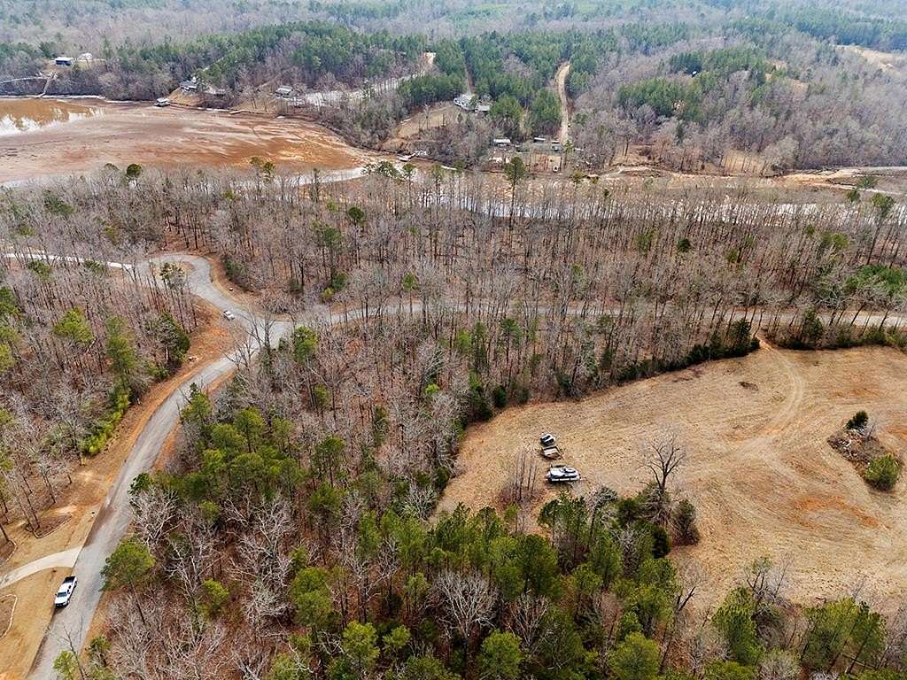 1 Acre of Residential Land for Sale in Hodges, South Carolina