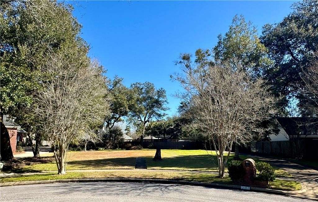 0.36 Acres of Residential Land for Sale in Mobile, Alabama