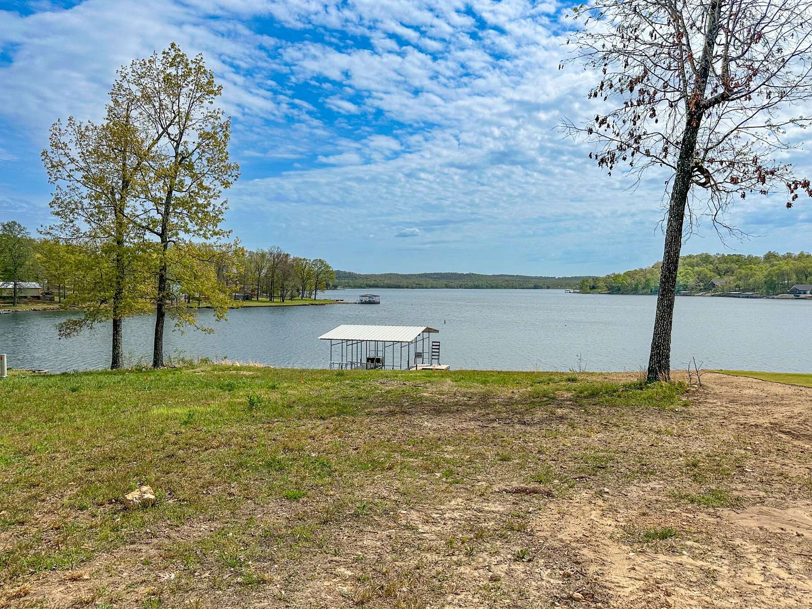 1 Acre of Residential Land for Sale in Horseshoe Bend, Arkansas