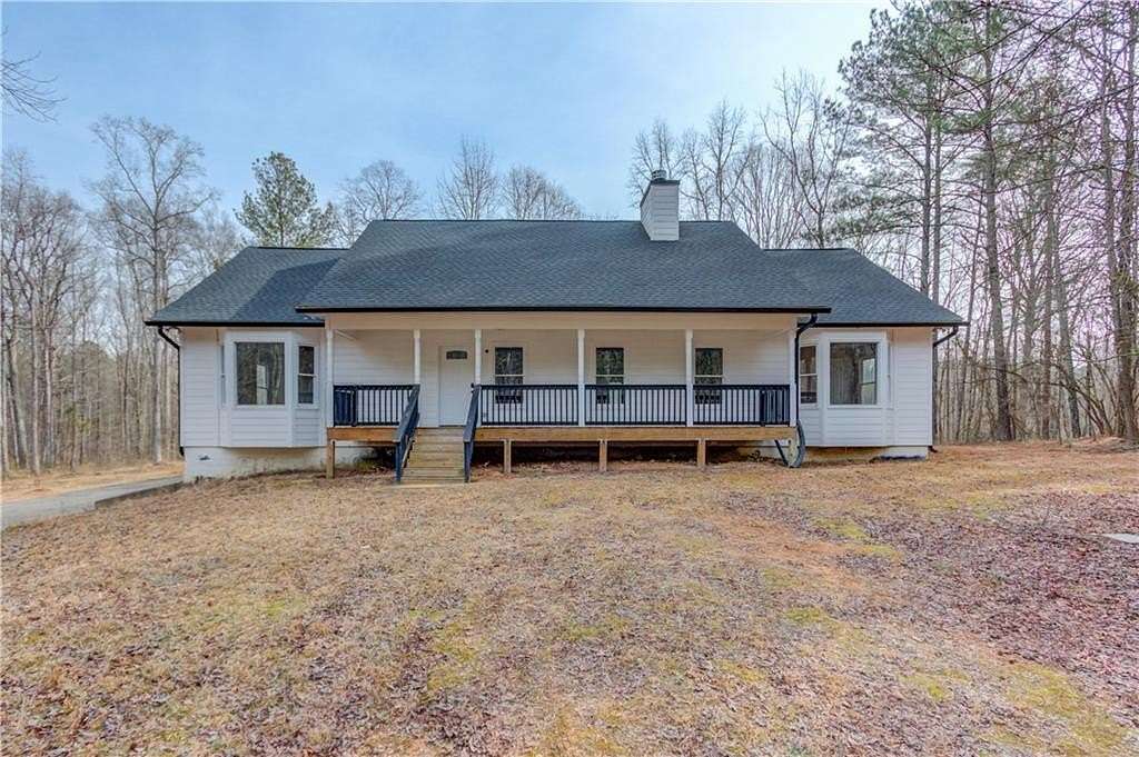 15.3 Acres of Land with Home for Sale in Monroe, Georgia