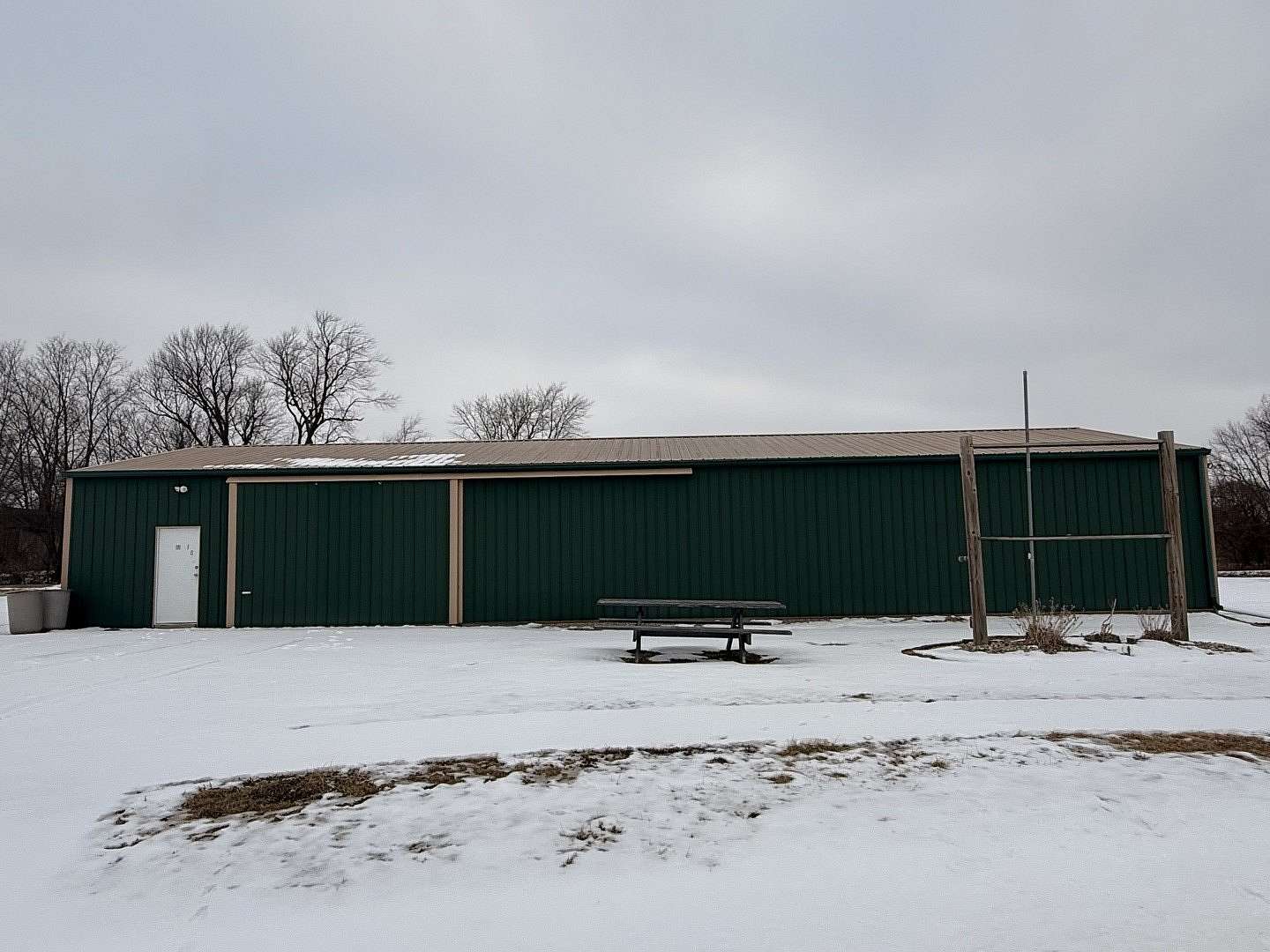 2 Acres of Commercial Land for Sale in Clinton, Illinois