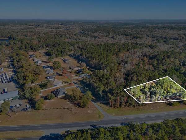 1 Acre of Residential Land for Sale in Midway, Florida