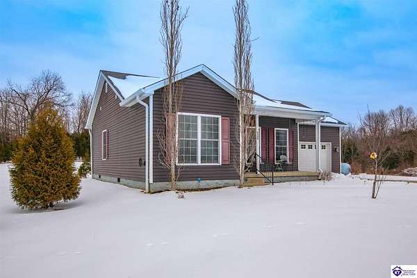 2.72 Acres of Residential Land with Home for Sale in Brandenburg, Kentucky