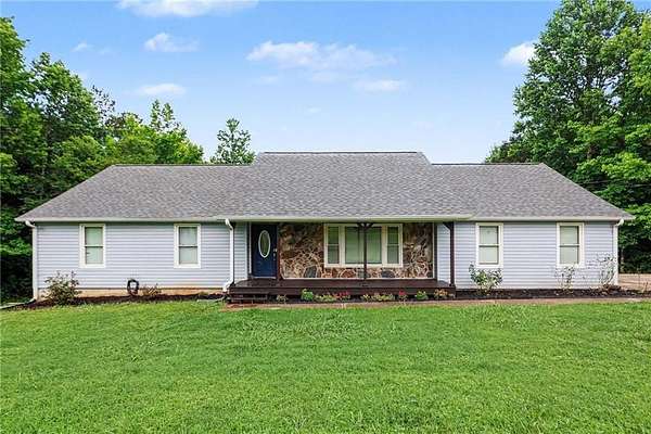 5 Acres of Land with Home for Sale in Winston, Georgia