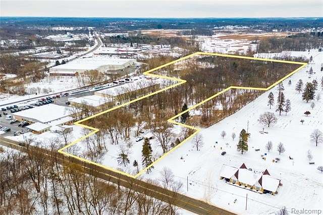 17.8 Acres of Recreational Land for Sale in Jackson, Michigan