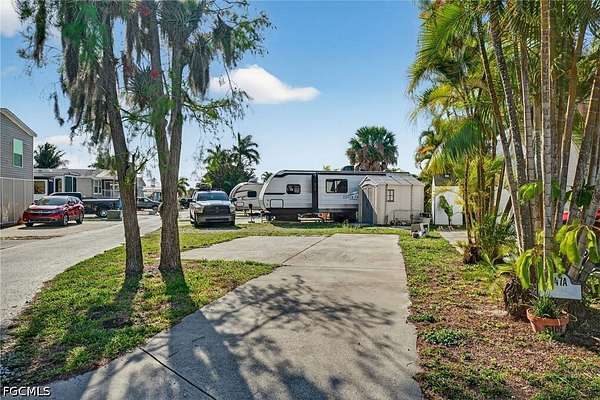 0.06 Acres of Land for Sale in Fort Myers, Florida