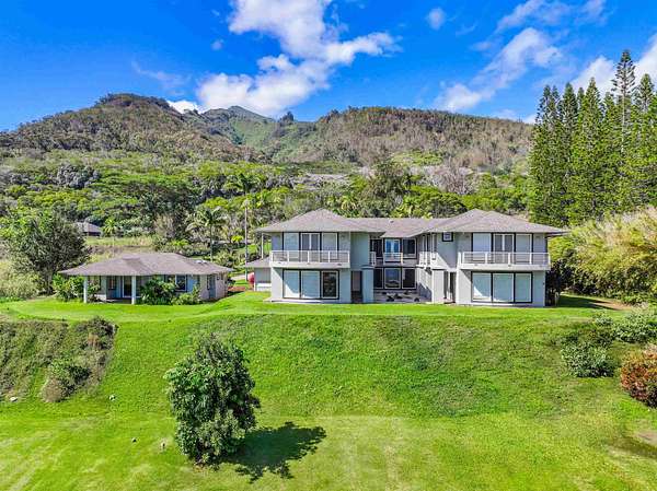 2.12 Acres of Residential Land with Home for Sale in Wailuku, Hawaii