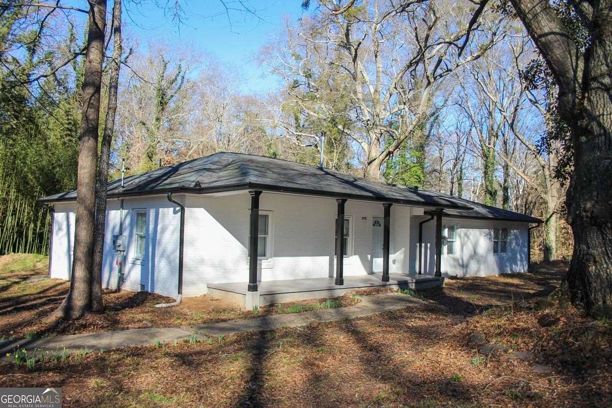 2.3 Acres of Residential Land with Home for Lease in Austell, Georgia