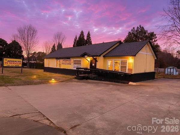 0.96 Acres of Mixed-Use Land for Sale in Gastonia, North Carolina