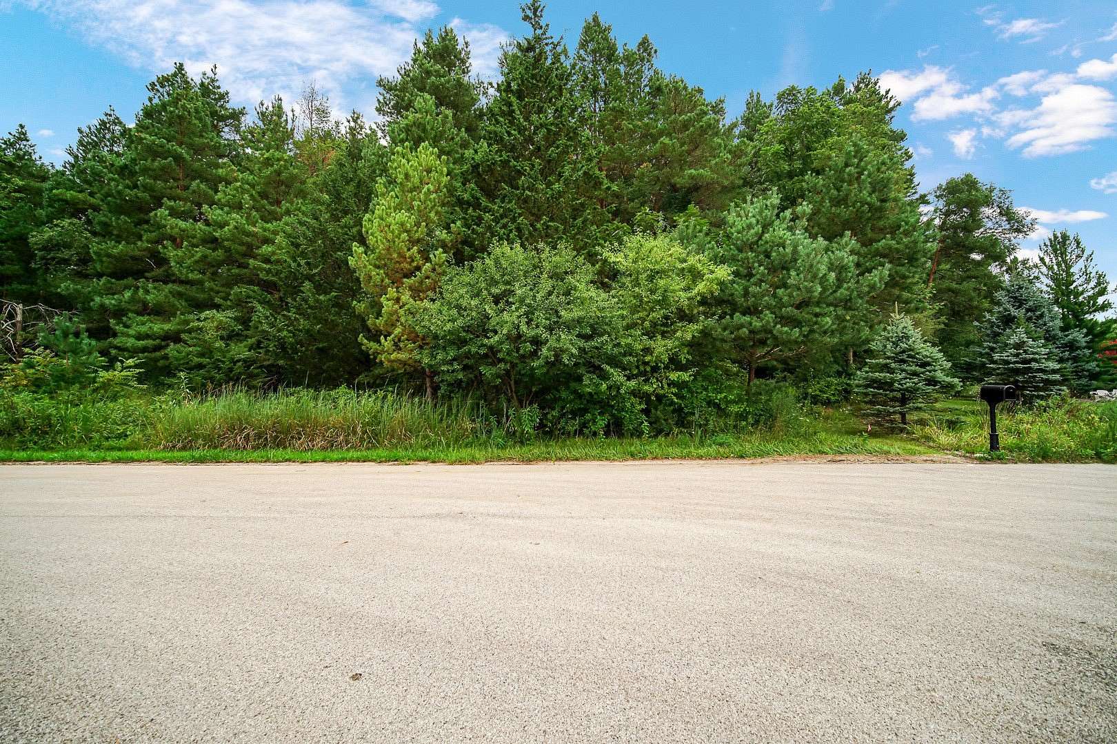 2 Acres of Residential Land for Sale in Long Grove, Illinois