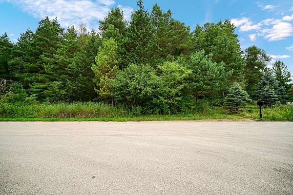 2 Acres of Residential Land for Sale in Long Grove, Illinois