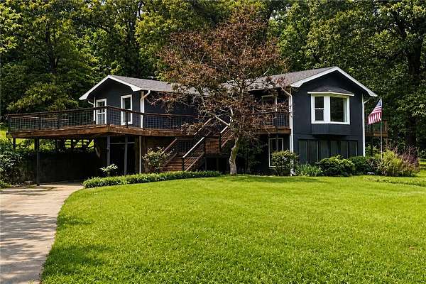 2.89 Acres of Land with Home for Sale in Harrison, Arkansas