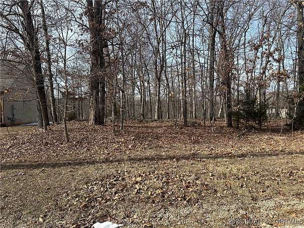 0.28 Acres of Residential Land for Sale in Village of Four Seasons, Missouri