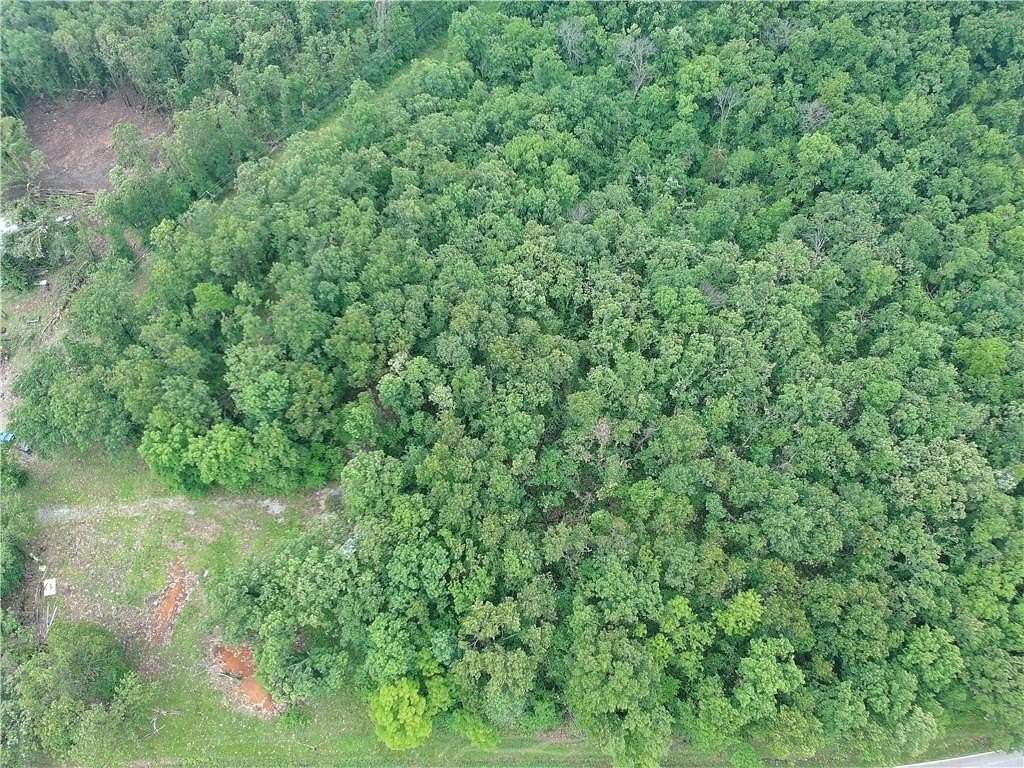 32.3 Acres of Recreational & Residential Land for Sale in Edwards, Missouri