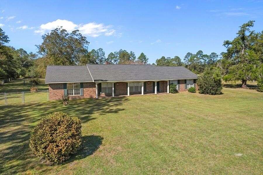 1.56 Acres of Land with Home for Sale in Waycross, Georgia