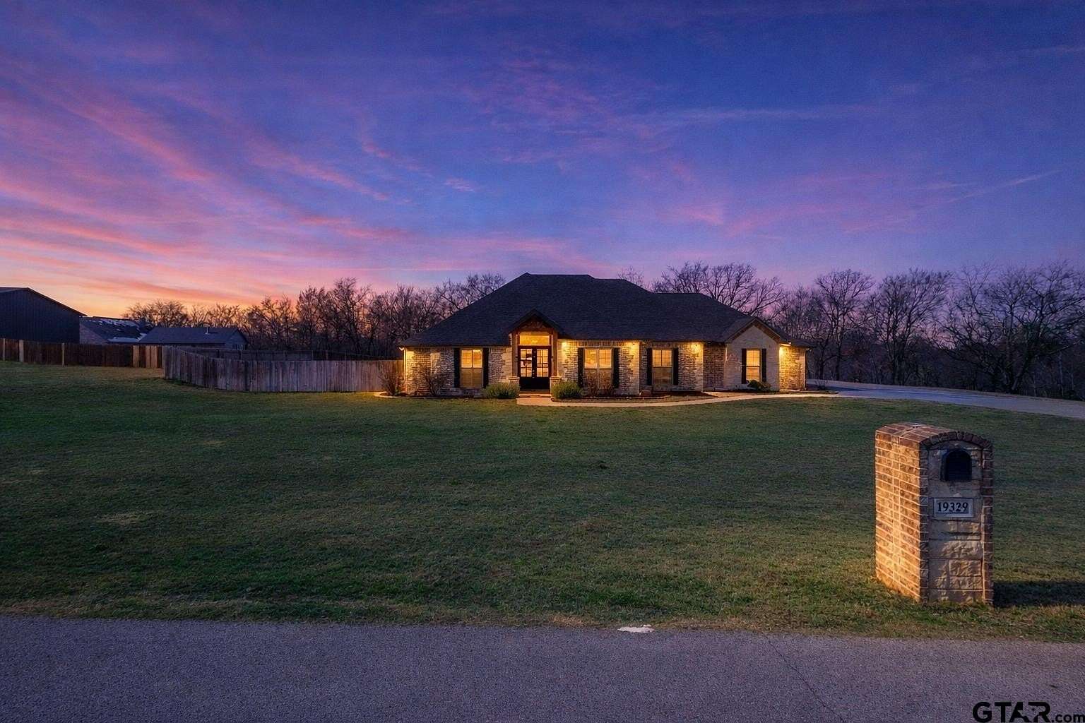 2.78 Acres of Residential Land with Home for Sale in Lindale, Texas